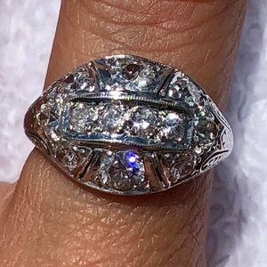 Antique Platinum Art Deco Diamond Ring